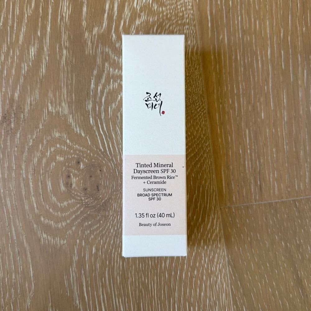 Beauty of Joseon Tinted Mineral Dayscreen SPF30 Shade 15C Fair Cool